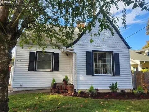 Exterior - 415 SE Roberts Ave, Gresham, OR 97080 photo 5 of 14