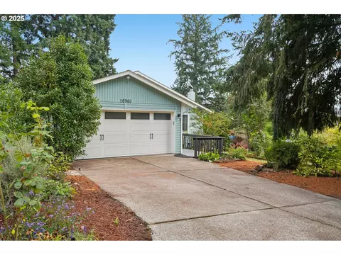16960 Denney Ct, Lake Oswego, OR 97035