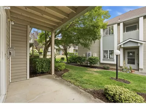 Exterior - 4784 W Powell Blvd #118, Gresham, OR 97030 photo 1 of 5