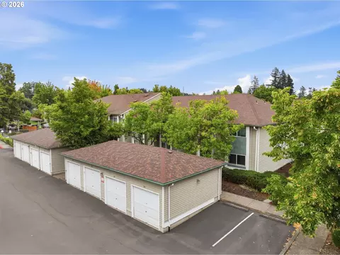 Exterior - 4784 W Powell Blvd #118, Gresham, OR 97030 photo 4 of 5