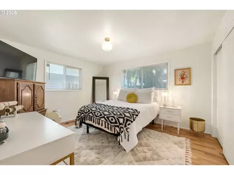 Bedroom - 1480 Bond Ln, Eugene, OR 97401 photo 1 of 3