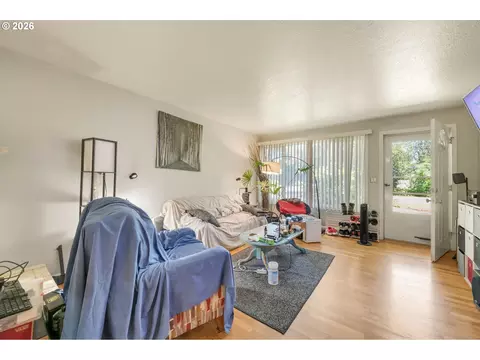 Living - 1480 Bond Ln, Eugene, OR 97401 photo 3 of 3