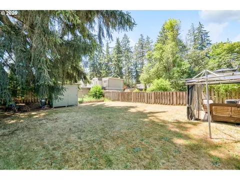 Exterior - 1480 Bond Ln, Eugene, OR 97401 photo 7 of 17