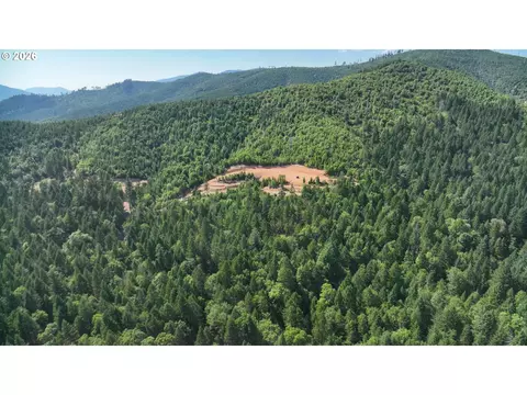 116 Crooks Creek Rd, Selma, OR 97538