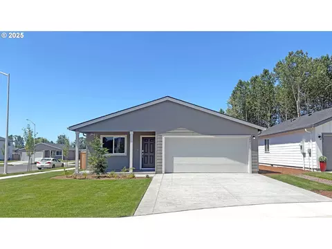 2041 Kayla Ct, Longview, WA 98632