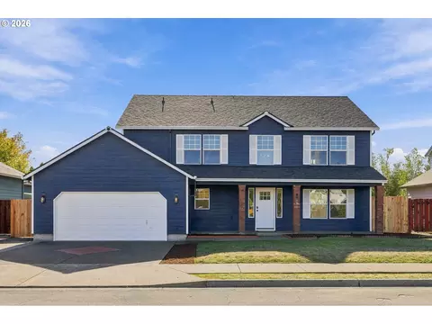 970 SW 26th St, Troutdale, OR 97060