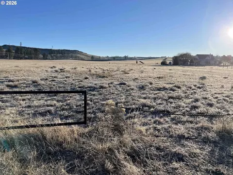 skywalker ln, Chiloquin, OR 97624 photo 11