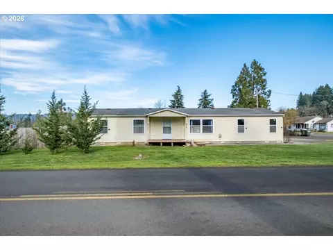 1202 49th Ave, Sweet Home, OR 97386
