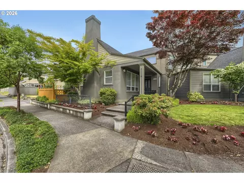 21999 NE Park Ln, Fairview, OR 97024