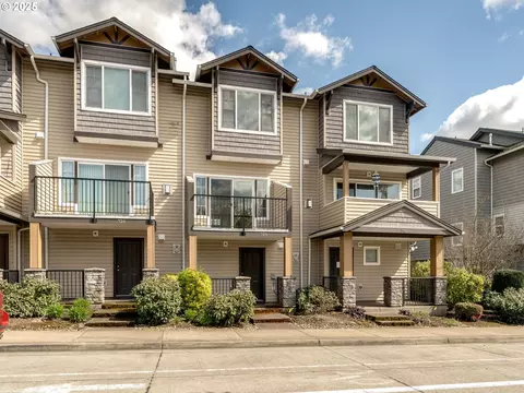 324 NEdgeway Dr, Hillsboro, OR 97006