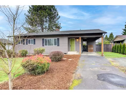 12 NE 10th St, Battle Ground, WA 98604
