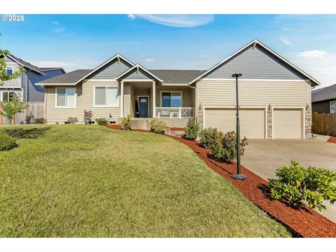 9959 E Delmar Dr, Aumsville, OR 97325