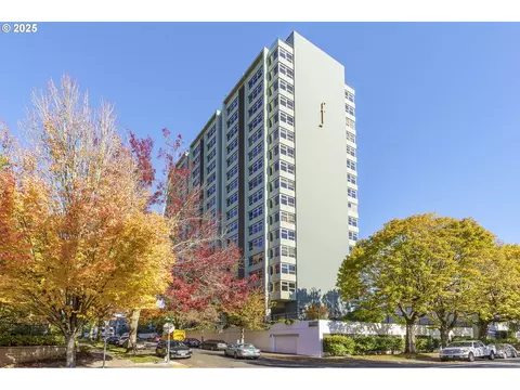 1220 NE 17th Ave #5A, Portland, OR 97232
