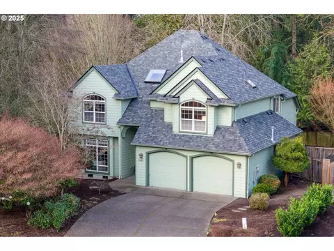 8147 SW Kingfisher Way, Durham, OR 97224