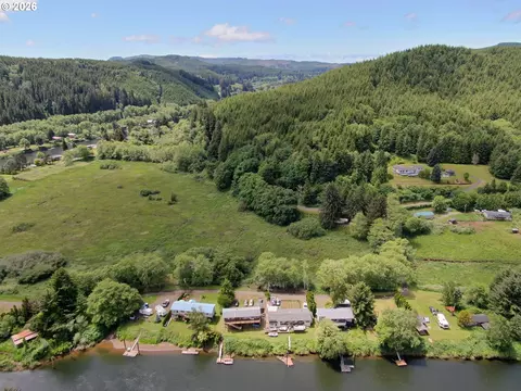 6141 S River Loop, Lincoln City, OR 97367