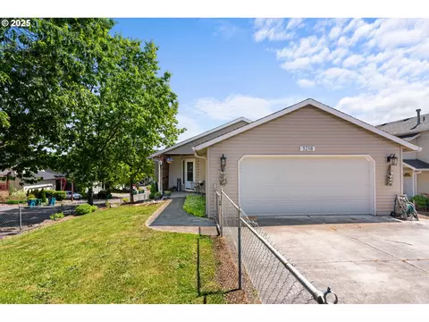 3218 SW Corbeth Ln, Troutdale, OR 97060