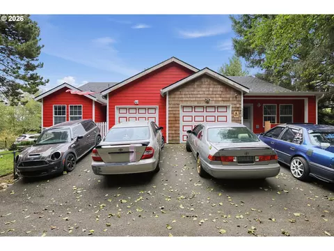 3324 NE Surf Ave, Lincoln City, OR 97367