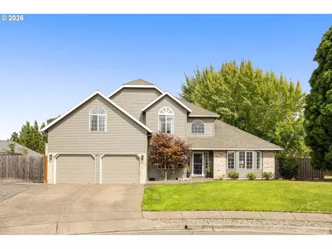 651 NE Kathleen Ct, Hillsboro, OR 97124