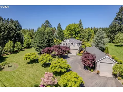 32153 SE Bluff Rd, Gresham, OR 97080