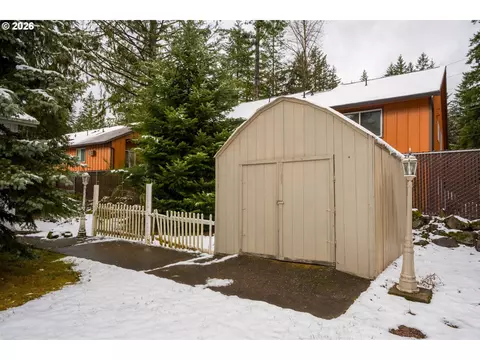 68954 E Cedar Hill Loop, Welches, OR 97067 photo 17