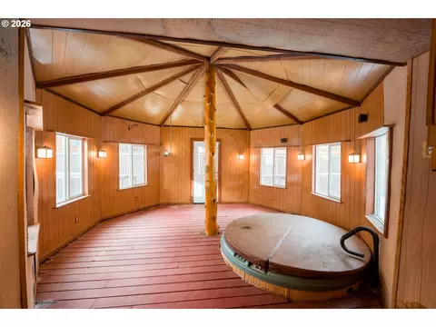 68954 E Cedar Hill Loop, Welches, OR 97067 photo 24