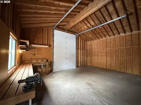 68954 E Cedar Hill Loop, Welches, OR 97067 photo 8