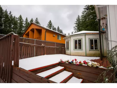 68954 E Cedar Hill Loop, Welches, OR 97067 photo 18