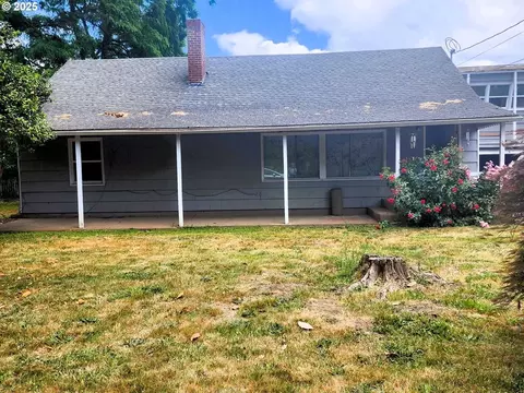 870 NE 3rd Ave, Hillsboro, OR 97124