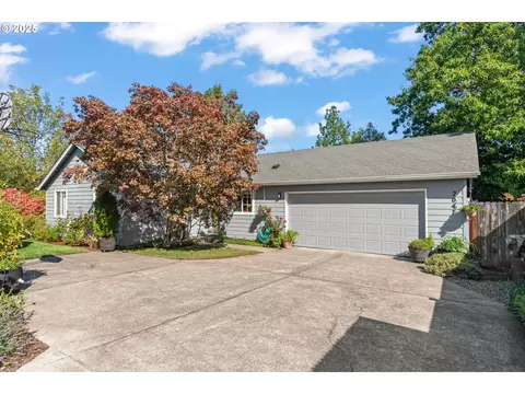 2047 Mckinley St, Eugene, OR 97405
