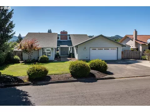 1762 E Fourth Ave, Sutherlin, OR 97479
