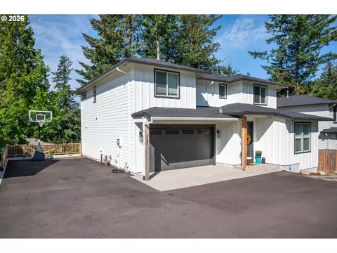 Exterior - 2188 SW Wallula Ln, Gresham, OR 97080 photo 2 of 10