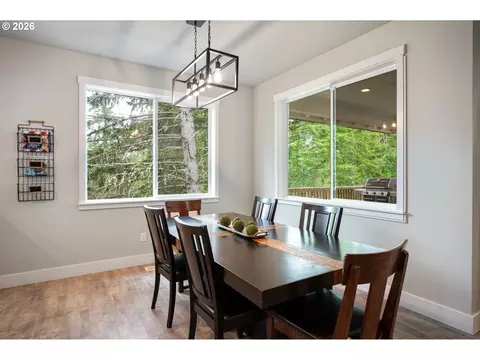 Dining - 2188 SW Wallula Ln, Gresham, OR 97080 photo 2 of 2