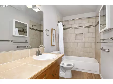 Bath - 1514 NE Hogan Dr, Gresham, OR 97030 photo 1 of 2