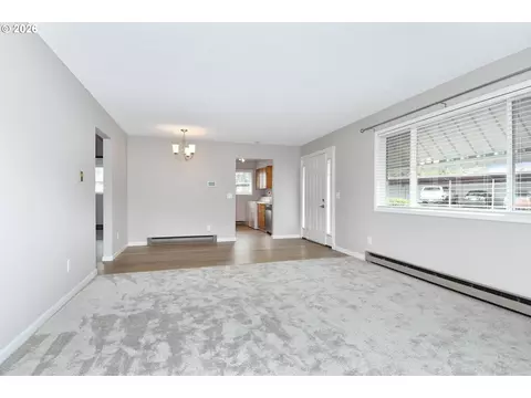 Living - 1514 NE Hogan Dr, Gresham, OR 97030 photo 6 of 6