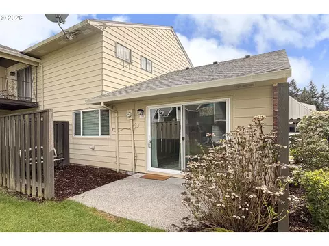 Other - 1514 NE Hogan Dr, Gresham, OR 97030 photo 4 of 8