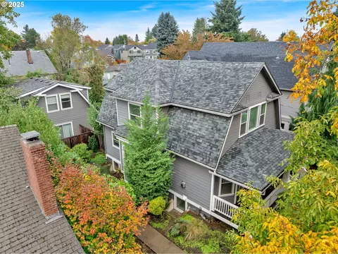 4417 N Gantenbein Ave, Portland, OR 97217