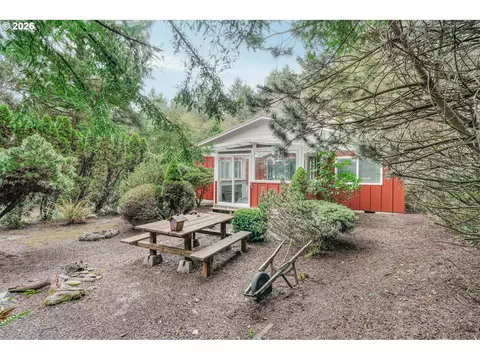 7470 S Coast Hwy, South Beach, OR 97366