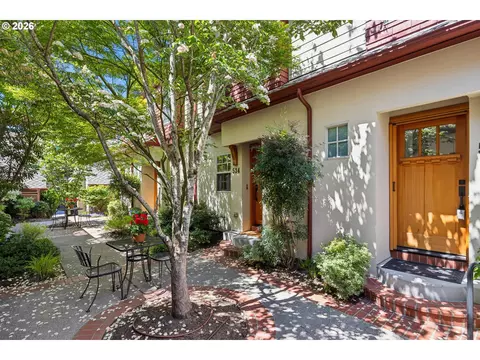 532 2nd St, Lake Oswego, OR 97034