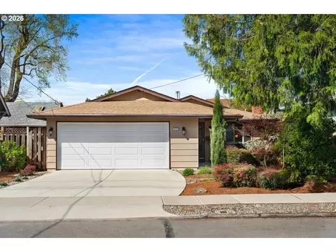 3211 SE 66th Ave, Portland, OR 97206