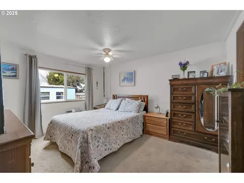 34185 El Roble Ave, Eugene, OR 97405 photo 7