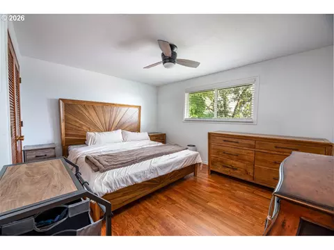 Bedroom - 2540 W 22nd Ave, Eugene, OR 97405 photo 1 of 4