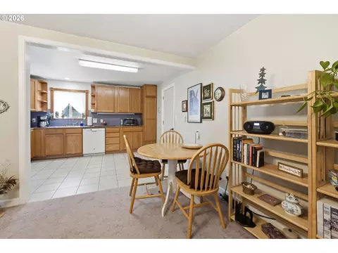 Dining - 1385 Parker St, Springfield, OR 97477 photo 1 of 1
