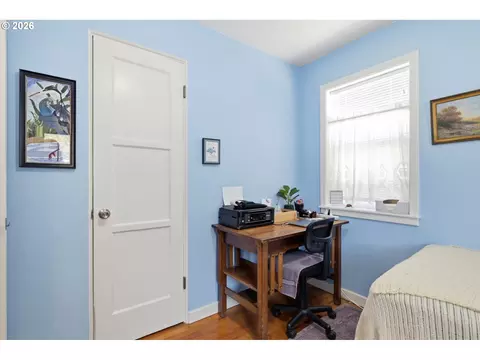 Other - 1385 Parker St, Springfield, OR 97477 photo 4 of 6
