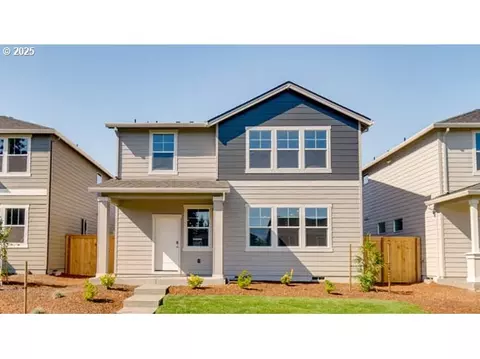 2727 Mallard Ln, Woodburn, OR 97071