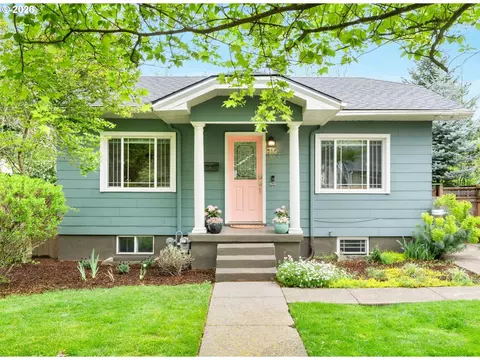 2105 N Winchell St, Portland, OR 97217