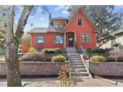 7623 SE 17th Ave, Portland, OR 97202