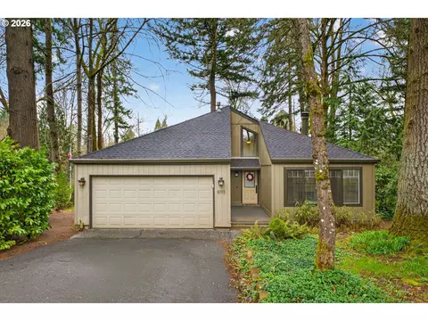 8115 SW Hemlock St, Portland, OR 97223
