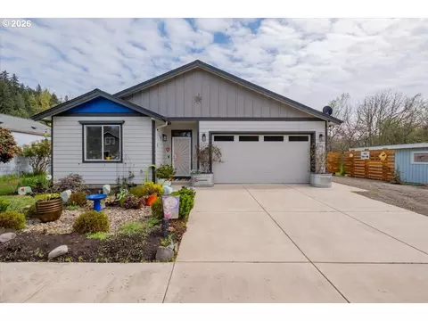 214 Averill St, Brownsville, OR 97327