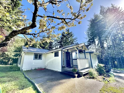 63290 Rice Rd, Coos Bay, OR 97420