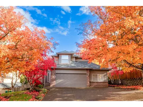 7770 SW Oviatt Dr, Beaverton, OR 97007